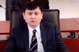 张文宏被骂崇洋媚外，钟南山被喷不节：别让孩子看到英雄“如此”图片