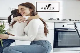 8岁女儿偷玩iPad，爸爸做法让人直呼：这样的爸爸来一打图片