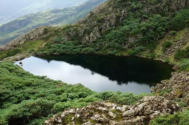 跟着郑州户外驴友团，徒步中国十大非著名山峰