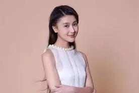 丈夫跑路豪宅拍卖，甘薇被限制出境背5亿巨债，还有3个年幼的孩子图片