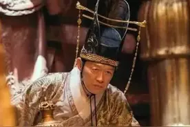 魏忠贤：从赌钱卖妻的烂人到一人之下的九千岁，他那一刀挨的值吗图片