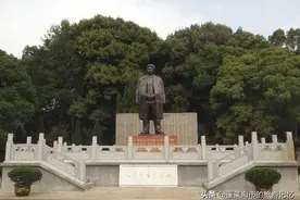 瞻仰南昌名人墓，向贤者致敬图片