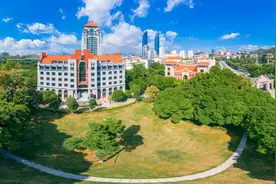 厦大四万余名学生陆续返校 迎接百年校庆图片