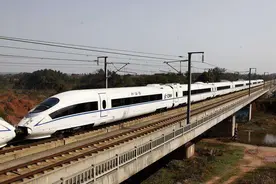 “五一”假期太铁超七成旅客列车恢复开行4趟途经湖北图片