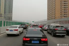 西安昆明路高架桥修好后反而更堵了？图片