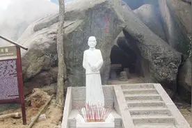 这个人祖坟冒青烟，结果运气实在好的不行，稀里糊涂的就当了状元视频封面