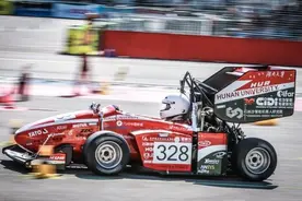 人民日报"点名"，或许，湖南这所高校就是全国最"热"大学！图片