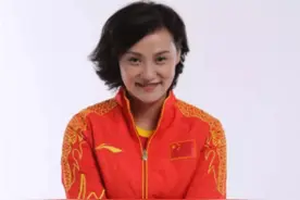 跳水史上永恒的神话高敏，一生拿下72块金牌，连续7年未尝一败图片