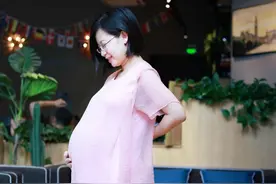 同样是生育，顺产和剖腹产，哪一个更疼？过来宝妈的答案让人心酸图片