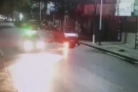 云南普洱一女子酒驾肇事，还辱骂交警“滚，你是什么东西”