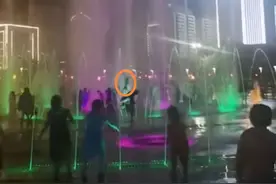 孩子被喷射腾空！开放式喷泉要装“安全阀”图片