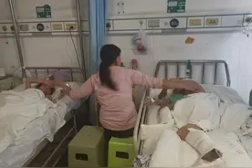想学游戏看能不能复活！邯郸11岁哥哥牵妹妹跳下4楼，母亲痛哭：不想活了图片
