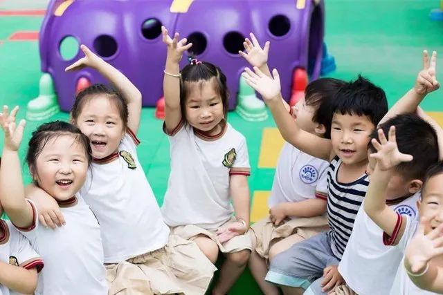 幼儿园公立好还是私立好？能上公立尽量上公立，超前教育是个隐患