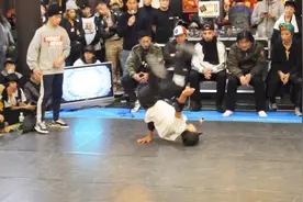 街舞breaking 日本初中生的街舞battle 双方实力简直太屌了，炸裂视频封面