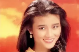 黎燕珊为爱放弃星途，被丈夫嫌弃没收入，50岁拼命赚钱抚养儿女图片