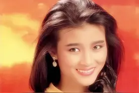 黎燕珊为爱放弃星途，被丈夫嫌弃没收入，50岁拼命赚钱抚养儿女图片