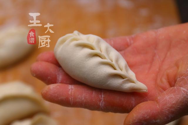 蒜黄猪肉馅饺子怎么做才好吃？详细步骤教你做