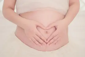 女性生育的极限年龄是多少岁？为什么60多岁的老妪还能生孩子？图片