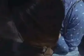 前女友离婚了，来我家赖着不走，我该怎么办？图片