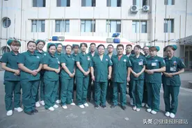 把“担架队”变成患者满意的真正急诊科图片