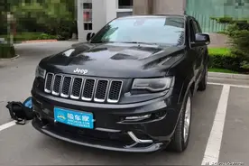 曾经的“最速SUV”，这辆6.4排量的JEEP大切诺基，还值45万吗？图片