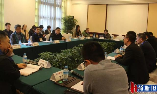 牛人论剑——降本增效VS提高单产 营养VS原料 保持现状VS继续扩建