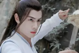 新版《绝代双骄》磨皮太夸张！胡一天鼻梁都没了，古装造型也辣眼图片