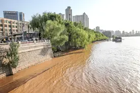 黄河2020年第1号洪水来了，兰州滨河沿线什么情况？一起看看……图片