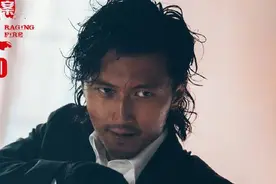 谢霆锋湿发造型饰演毒枭，与甄子丹街头肉搏，陈木胜导演遗作定档图片