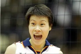 1米97赵蕊蕊上厕所闹笑话!女同胞尖叫落荒而逃,她剪短发被当男生图片