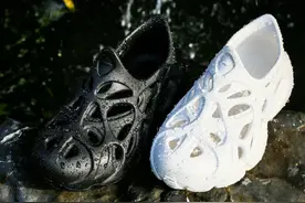 李宁跟风发布洞洞鞋！Rihanna参加反歧视亚裔巡游活动图片