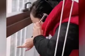 神操作！女子上班停车，靠20楼同事远程指挥找车位图片