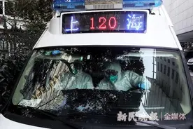 医瞬间｜确诊患者是这样转运的！上海市急救中心3组负压救护车24小时待命图片