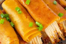 1把金针菇、2张豆腐皮，教你做出一道美食，怎么吃都吃不腻图片