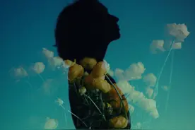 “闺女别怕，离了婚我给你带孩子”母亲的一句话让女人泪流满面图片