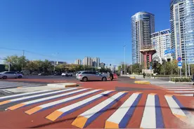 望京这个超大路口完成改造，过街距离缩短三成图片