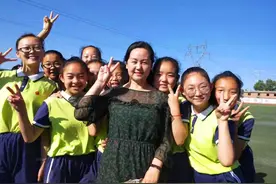 王纪霞：平凡中的亮光，琐碎中的甜蜜图片
