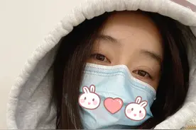 33岁袁姗姗身体抱恙，做肠胃镜面容太憔悴，新节目与于正同台？图片
