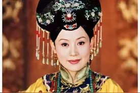 再看《孝庄秘史》：顿悟宽厚仁慈的皇后哲哲，才是最有心机的女人图片