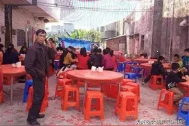 两百多分数刚够上大专，还要宴请村里人来参加升学宴！原因太意外图片