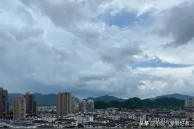 南海台风胚胎或成3号森拉克！权威预报：广东福建沿海暴雨下一周图片