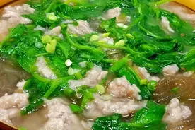 煮了20年的“滑肉汤”，原来第一步就做错了，难怪汤浑浊不嫩滑图片