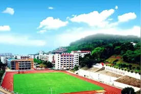 揭秘佛山学费最贵、学霸最多、食堂最好吃的中学！有你母校吗？图片