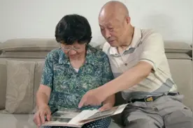 新华全媒+|不能忘却的容颜图片