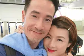 陈豪一家五口出游，爱妻4年生3胎身材仍出众，两人不抗拒生4胎图片