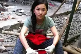 汶川地震中女子拼命护住婆婆跟女儿，却遭丈夫无情抛弃，现状如何图片