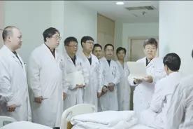 “没想到河北也有这么好的大专家！”这位医者迎难而上治顽疾赢称赞图片