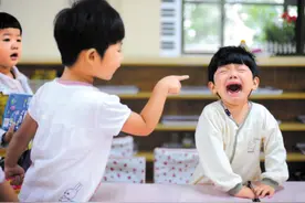 “低情商”的孩子从小就能一眼看出来，很多家长却不以为然图片