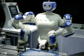 小说：世界末日，所有人性命遭受危机，小伙却觉醒了合成系统图片