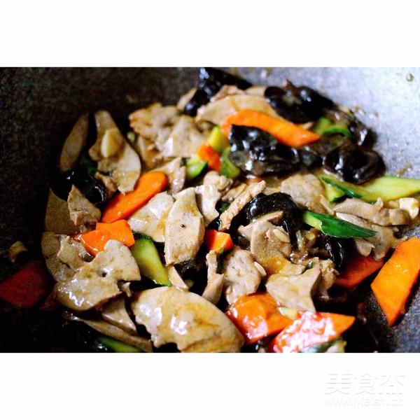 它含20种氨基酸，比牛肉有营养，1周吃两次，不愁孩子长身体